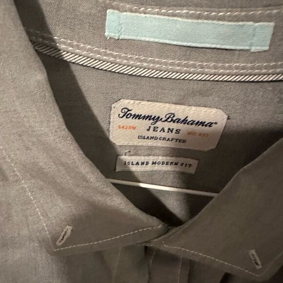 Tommy Bahama Gray & Peach Men's Shirt -Short Sleeve - Large Lot of 2 - Picture 2 of 10